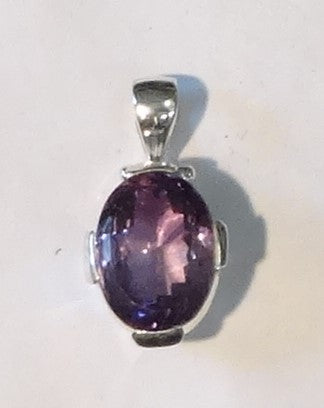 Hangers met Amethyst