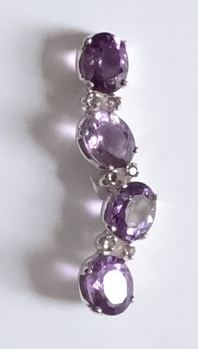 Hangers met Amethyst